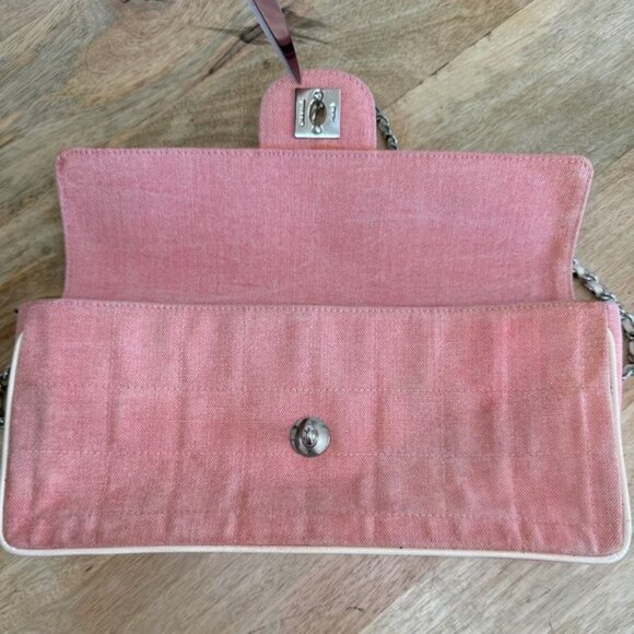 Chanel Pink Chocolate Bar Canvas Shoulder Bag - Picture 5 of 10
